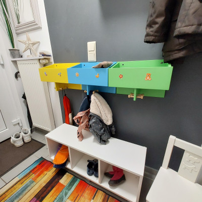 Garderobe der Kinder